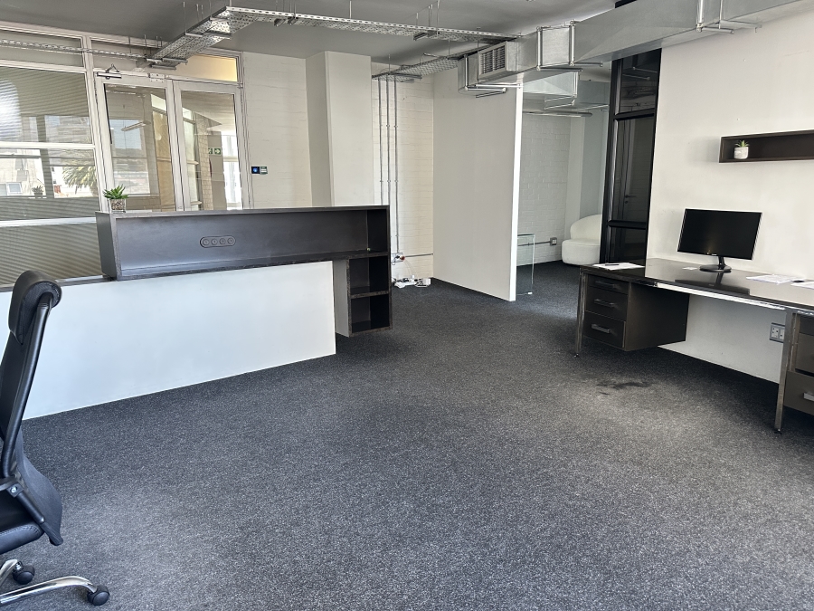 To Let commercial Property for Rent in Gardens Western Cape